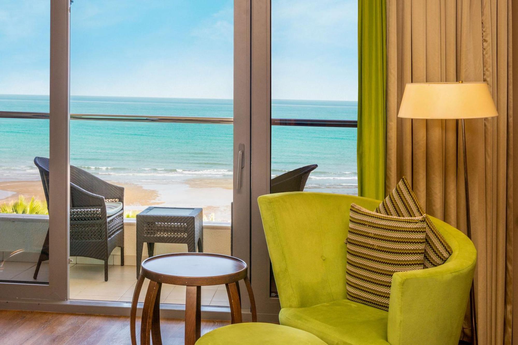Radisson Blu & Resort, Station touristique Sohar